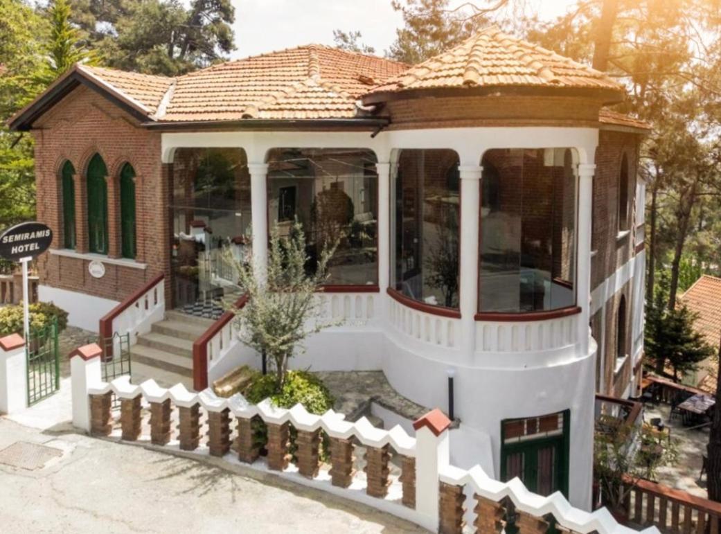 Semiramis Boutique Hotel & Spa Kato Platres Exterior photo